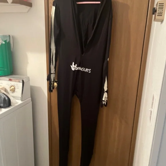 Skeleton Morphsuit - Picture 2 of 2
